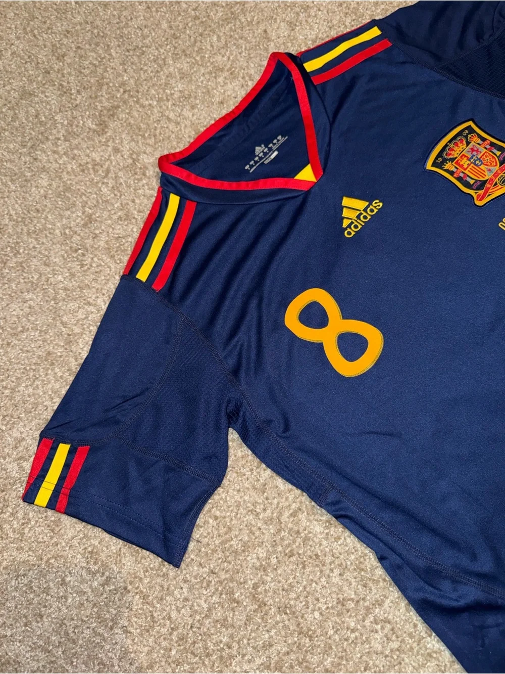 Adidas Spain 2010 Xavi Hernandez #8 Men’s Retro Away Soccer Jersey